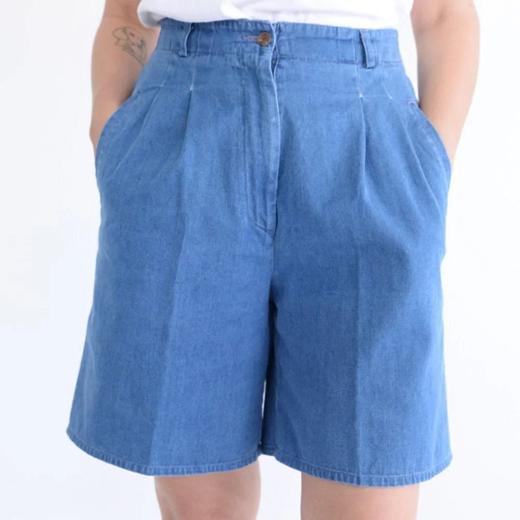 Vintage Breamar Blue  Chambray 100% Cotton Bermuda Shorts Size 8 - Picture 1 of 15